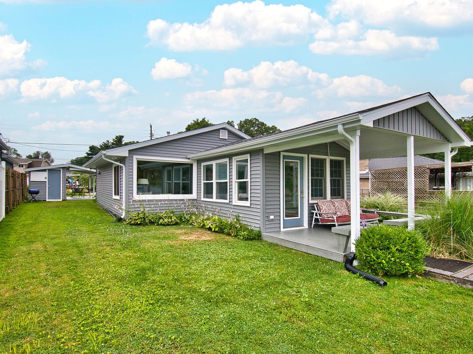 70041 Beach Dr, Edwardsburg, MI 49112 | Zillow