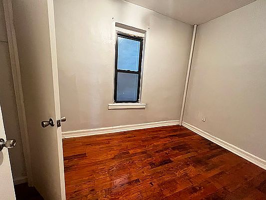 2nd image of 307 Malcolm X Blvd APT 3R