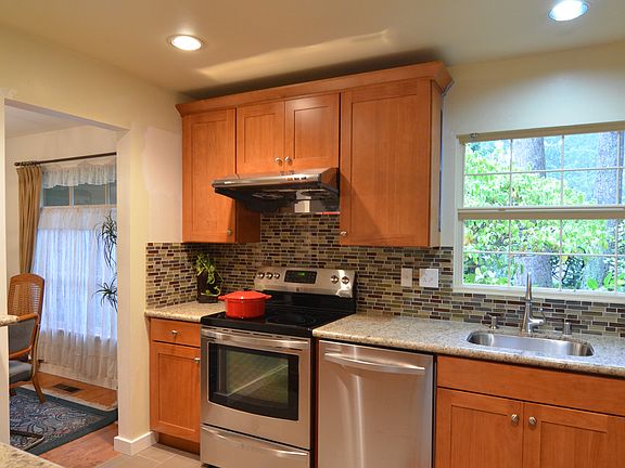 2nd image of 1515 150th Ave SE