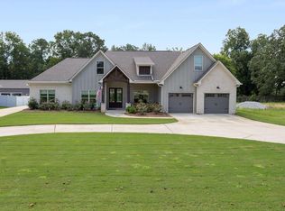 5361 S Shades Crest Rd, Bessemer, AL 35022