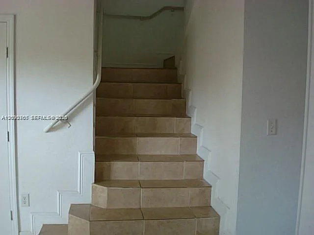 Tuscan Lake Villas — Photo 2