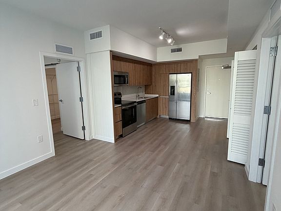 3rd image of 211 NE 164th St #A1