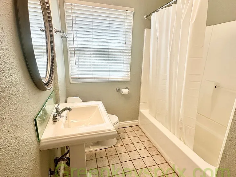 7212 NE Tillamook St — Photo 28