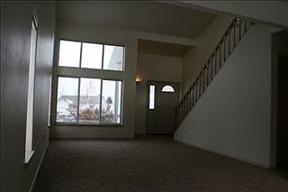 4th image of 2220 Roy Dr