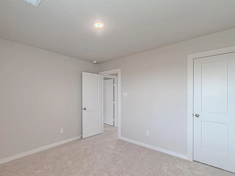 21606 Wave Hollow Dr — Photo 35