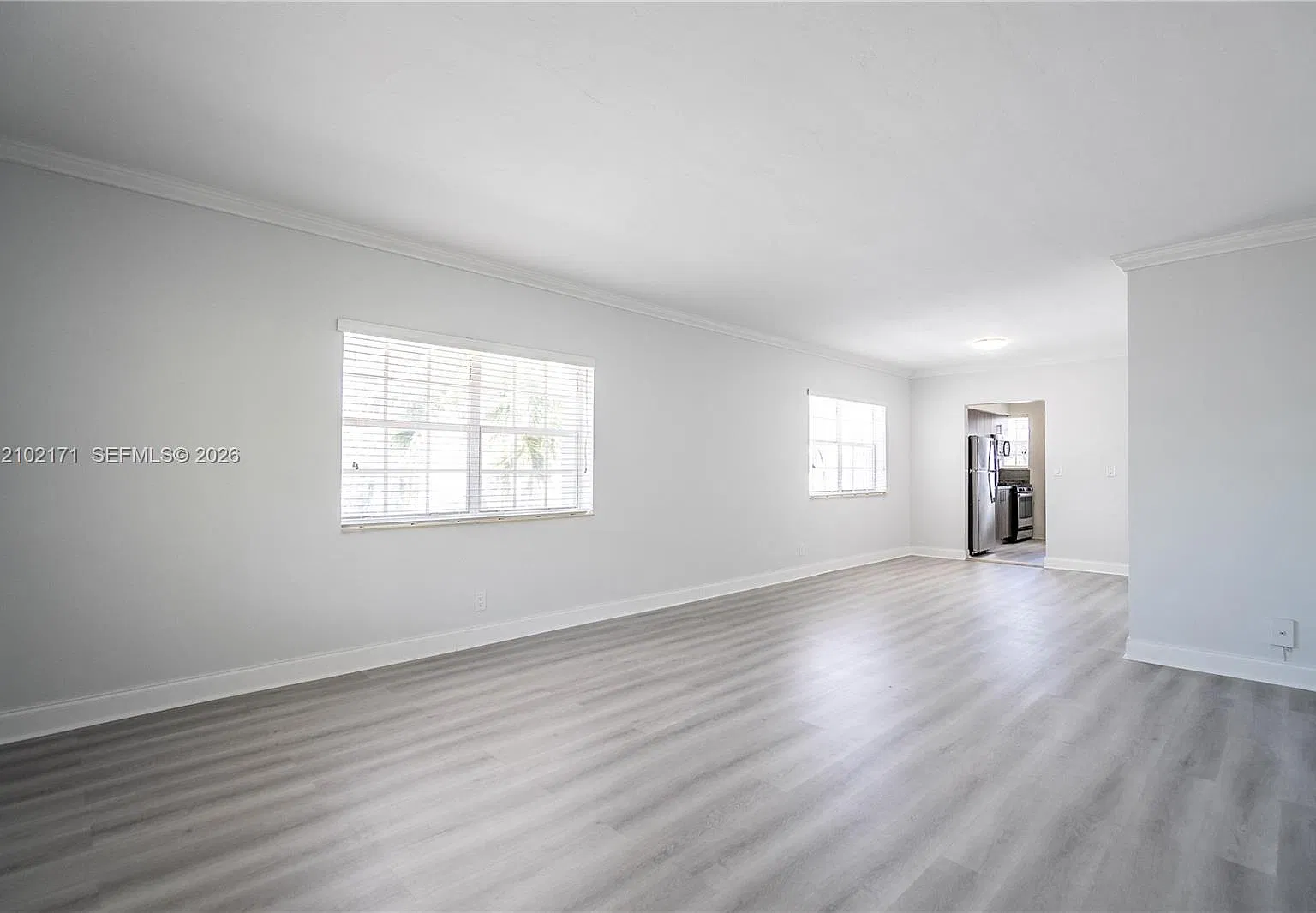 Ritz Royal Palm Ii Condo — Photo 4