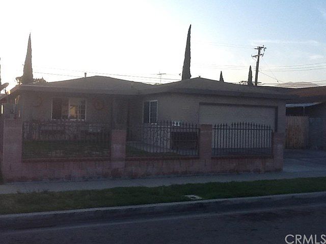 1st image of 3433 Van Wig Ave