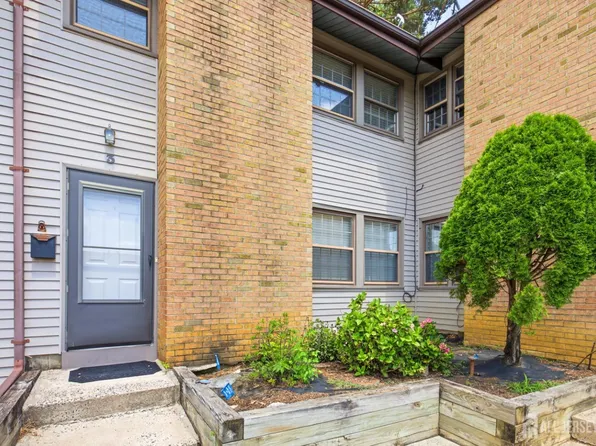 3 Rebecca Ct, Old Bridge, NJ 08857