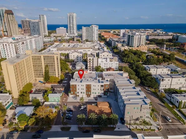 372 6th St S #12, Saint Petersburg, FL 33701