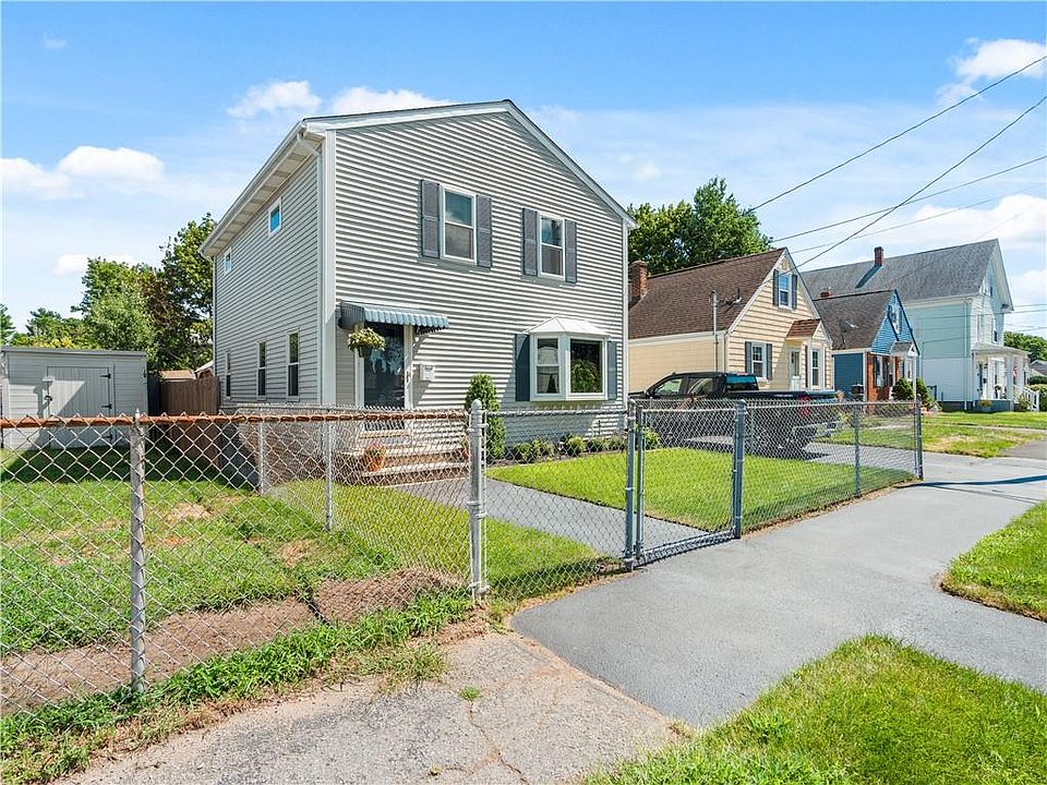 153 Daggett Ave, Pawtucket, RI 02861 Zillow