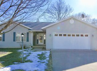 6616 N Mill Ln, Peoria, IL 61614
