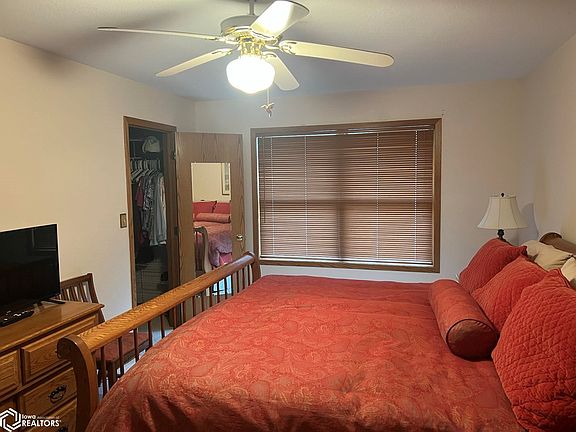 4th image of 1703 Greenbelt Dr