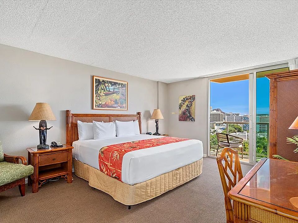 1st image of 2045 Kalakaua Ave APT 1207