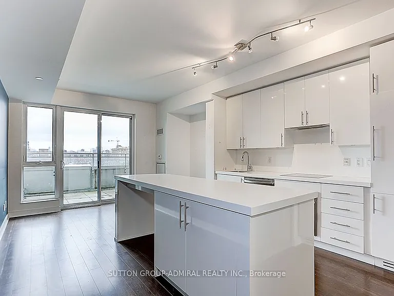 156 Portland St #403 — Photo 1