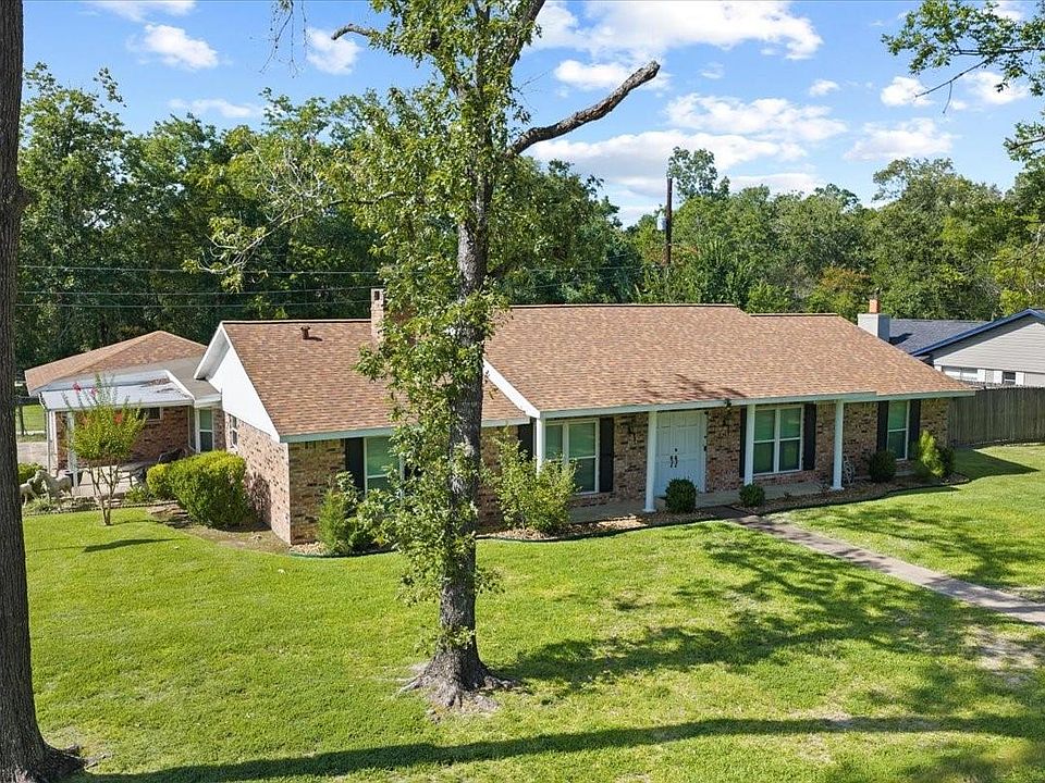 1st image of 3603 Fleming Dr