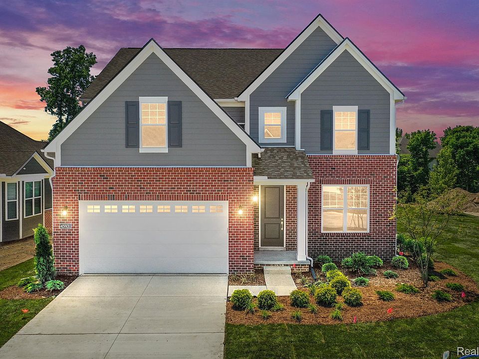 1st image of 45931 Spruce #17