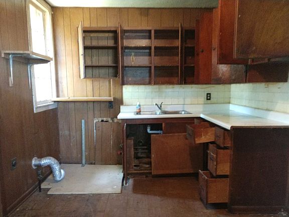 3rd image of 1929 Haskett Ave