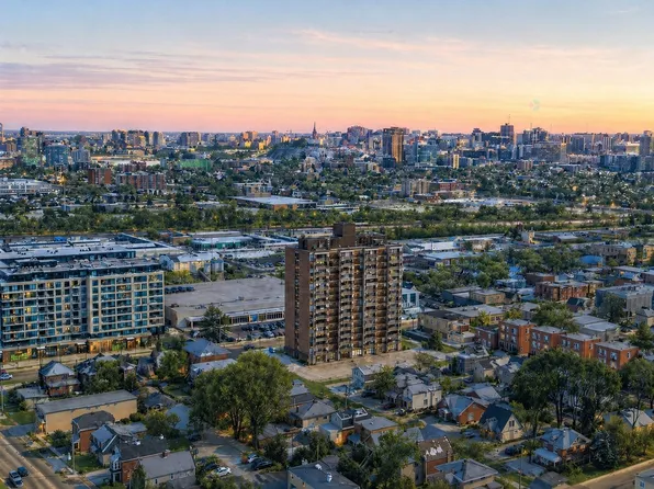 295 Boulevard St #407, Gatineau, QC J8Y 3Y5