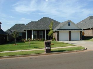 309 E Richmond Ter, Mustang, OK 73064
