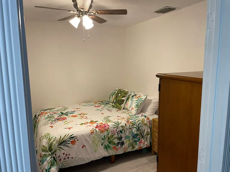 W Boothe Dr — Photo 18
