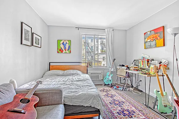 Rented by Douglas Elliman | media 9