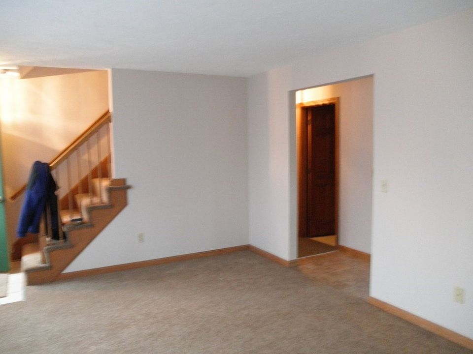 42 W Church St, Mansfield, MA 02048 Zillow