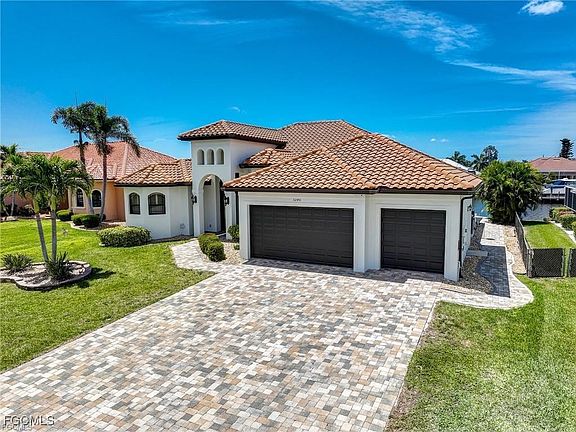 2nd image of 5240 SW 20th Ave