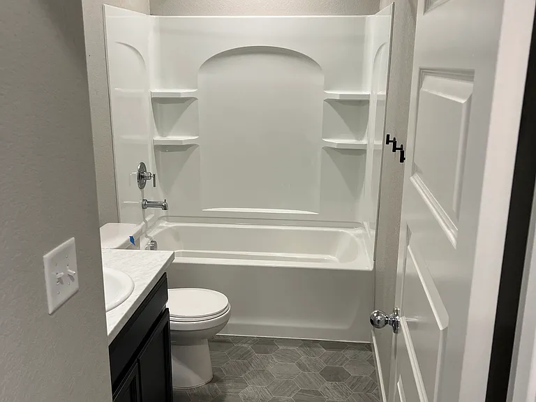 3313 Sandy Harbor Dr — Photo 11