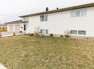 843 8th St, Havre, MT 59501