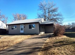 986 Macon St, Aurora, CO 80010