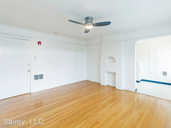 2nd image of 2307 NW Hoyt St APT 209