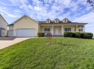 1007 Schroll Dr, Forsyth, IL 62535