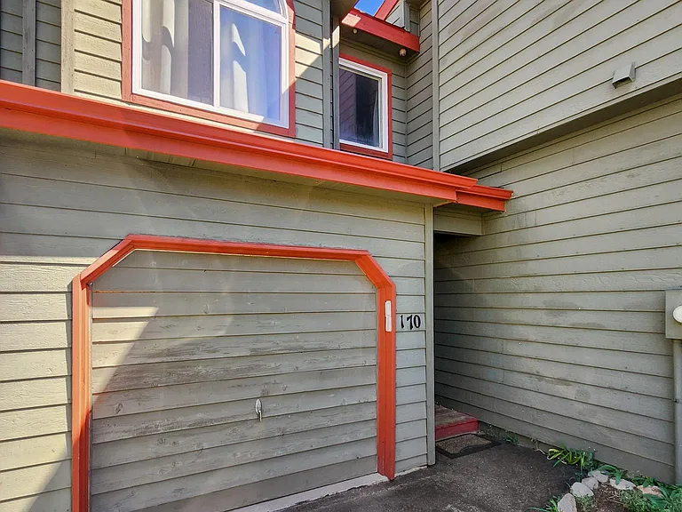 170 Fawn Ct — Photo 34
