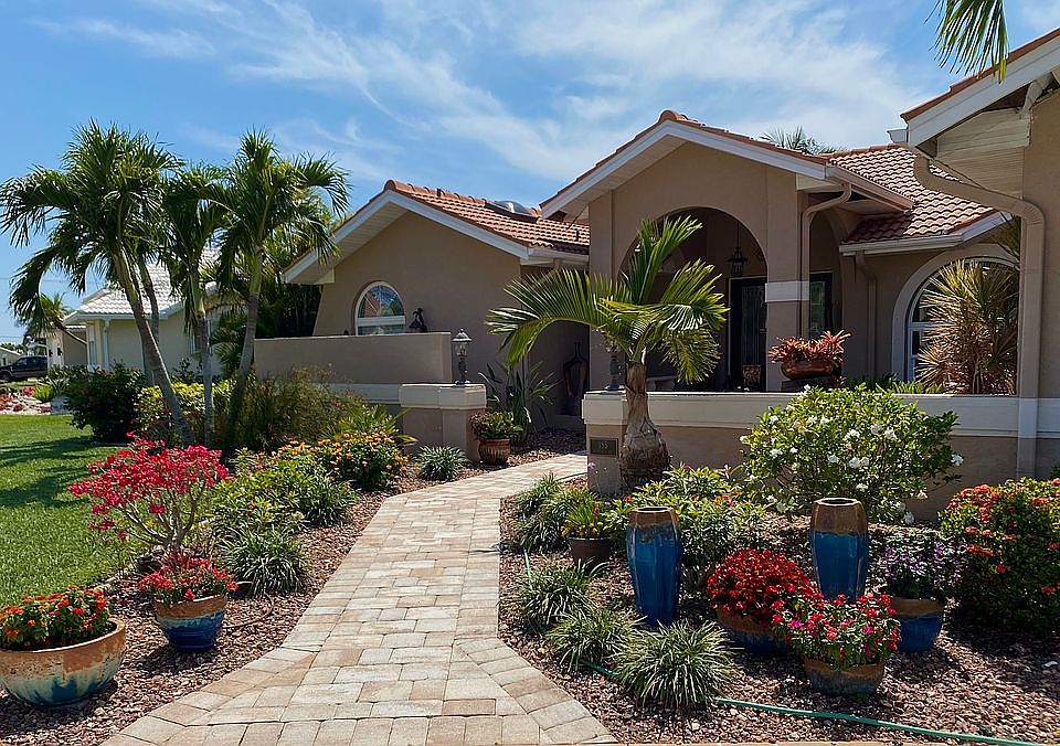 1st image of 185 Hibiscus Dr