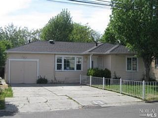 1st image of 2541 Marin St