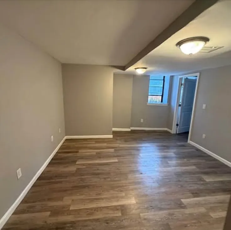 3 bed, $1,750 — Photo 1