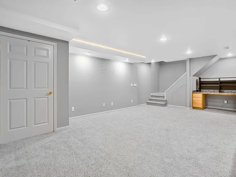 1751 Lanhan Ct — Photo 15
