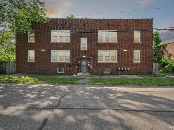 4531 Horatio St, Detroit, MI 48210
