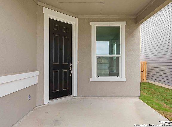 3rd image of 6523 Cibolo Springs