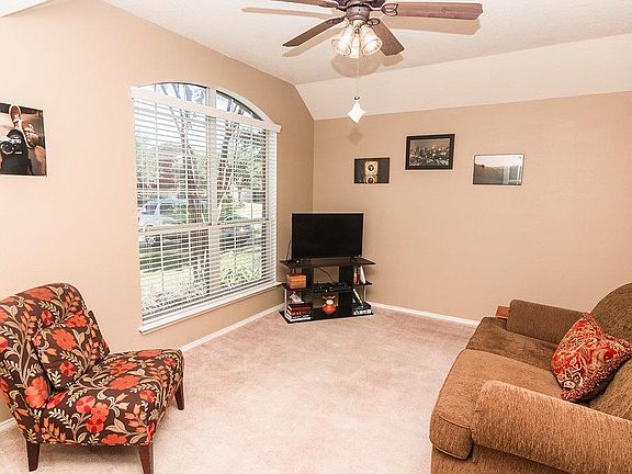3rd image of 5007 Barstow Bend Ln