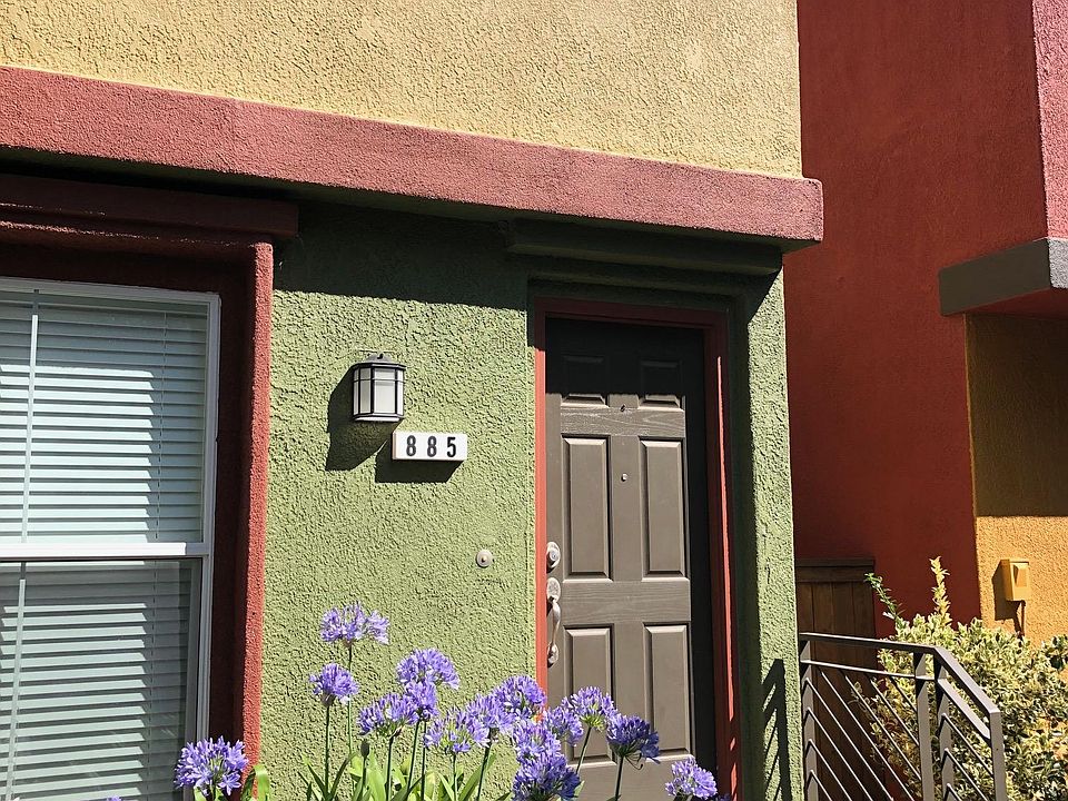 1st image of 885 Chromium Ln