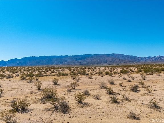 4th image of 70147 Cove View Rd