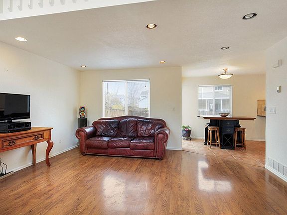 4th image of 11491 W Parkhill Dr