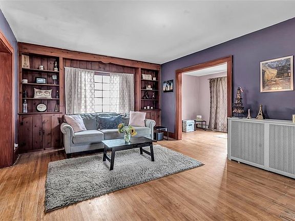 4th image of 468 Tremont St