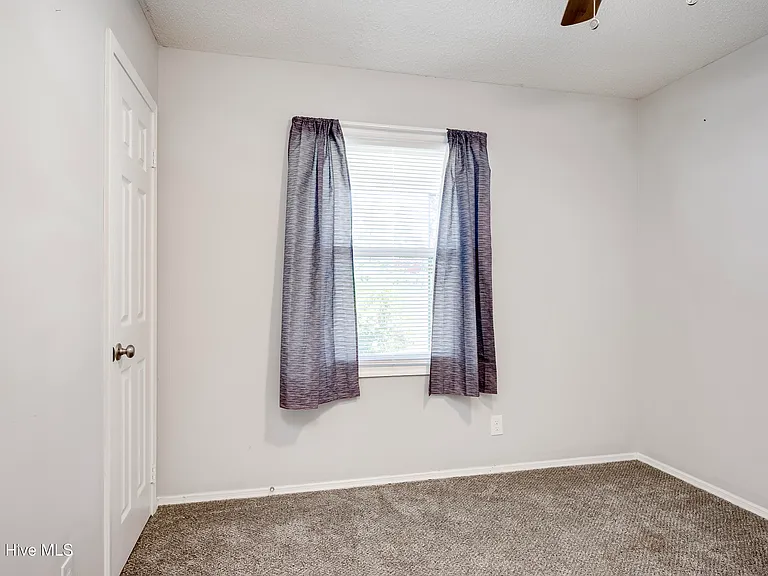 2107 Faircrest Ave #A — Photo 8