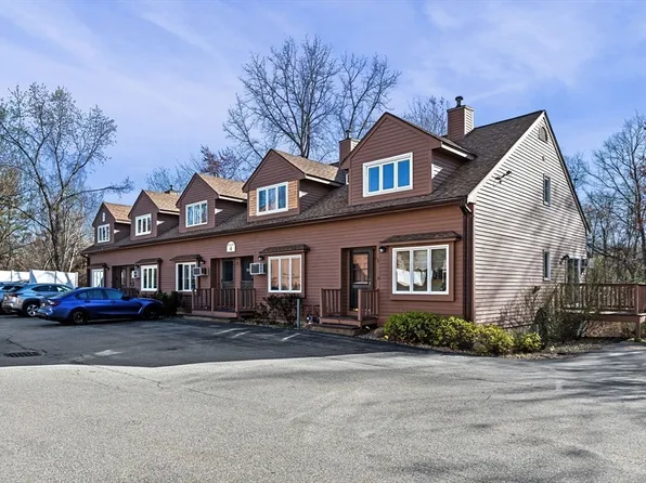 64 Casablanca Ct, Haverhill, MA 01832