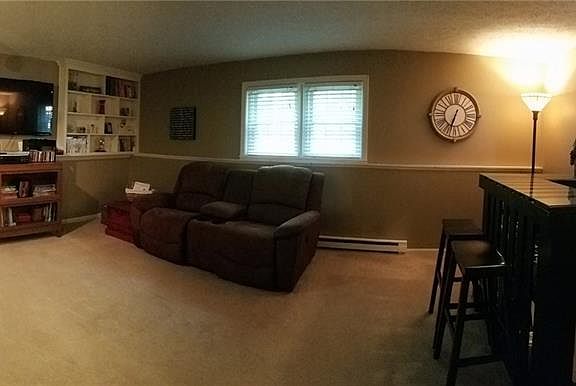 5th image of 1411 Rolling Meadows Dr