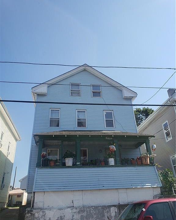 1st image of 124 Eastwood Ave