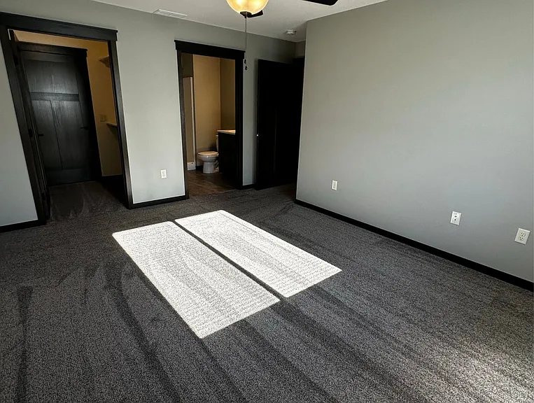 1614 Keanan Ln — Photo 14