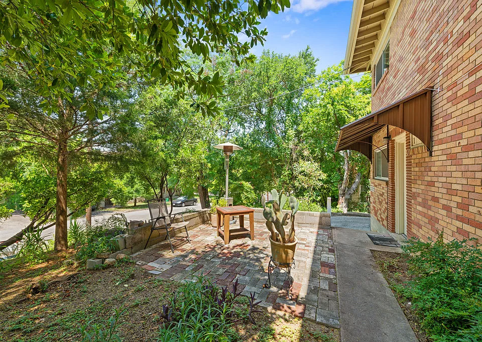 304 E 33rd Street_15_07222025
